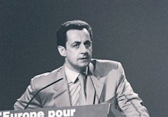sarkosy01PETITE.jpg (11808 octets)
